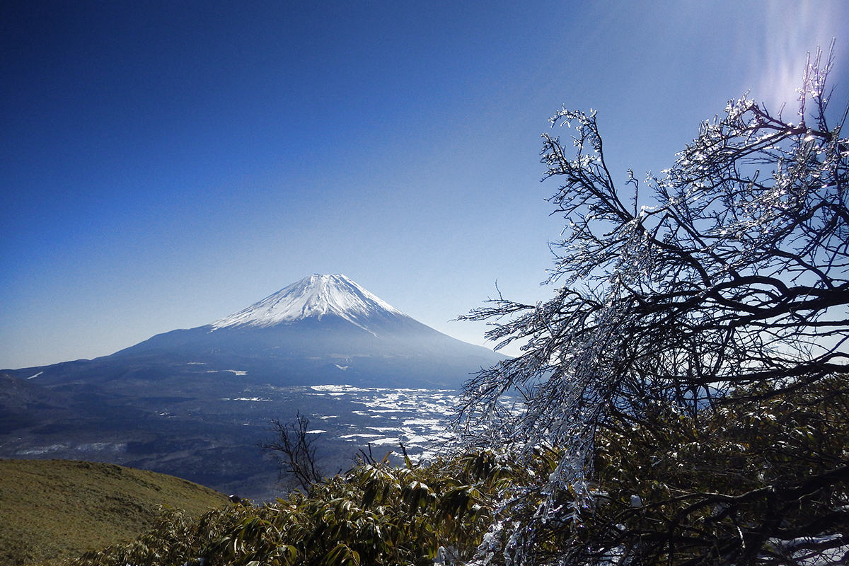 ない は では 日本 山 高い 一 富士山 日本の高い山トップ３（富士山、北岳、奥穂高岳）が全部見える！